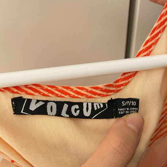Volcom zip up orange dress! - Picture 4 of 7